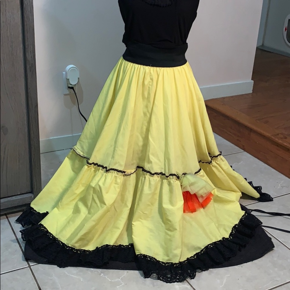 Line Dancing Skirt 🎃👻